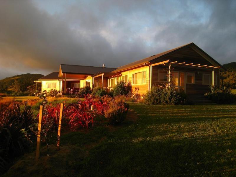 Kaimai Country Lodge Katikati Exteriör bild