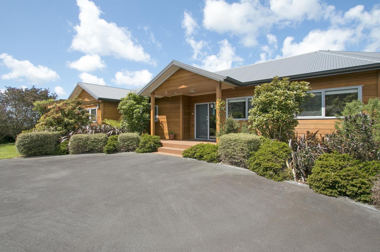 Kaimai Country Lodge Katikati Exteriör bild